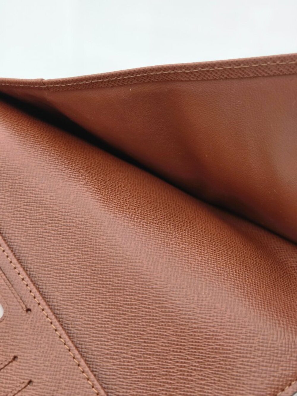 Louis Vuitton Monogram Eugenie Wallet | Monogram Canvas | Box & Dust Bag - Picture 10 of 12